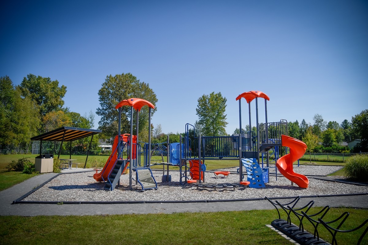 Aire de jeux familiale