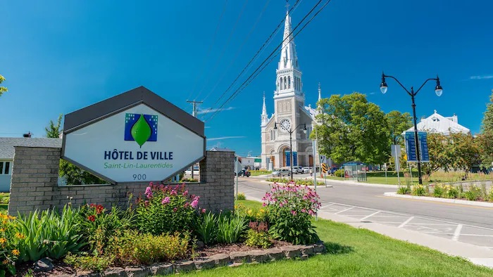 Hôtel de ville de Saint-Lin–Laurentides